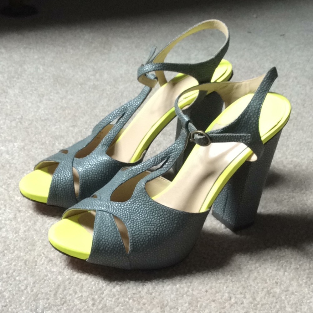 Peep toe high heels